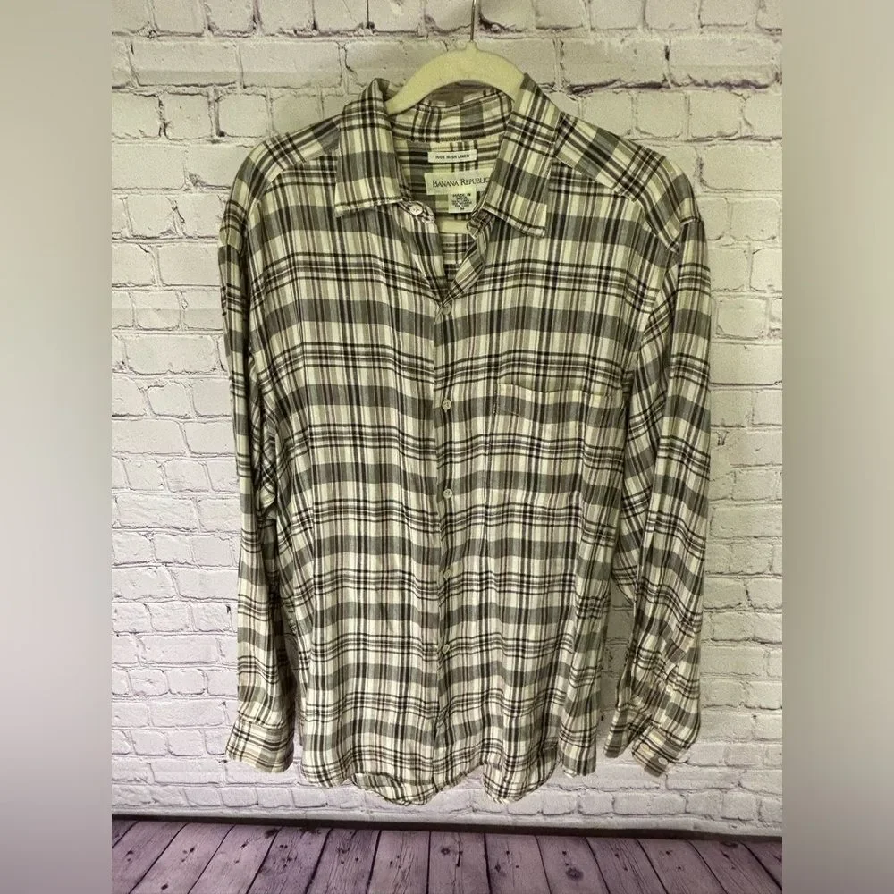 Banana Republic Cream Tan Burgundy Plaid Classic 100% Irish Linen Button Up M